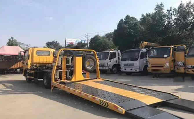 修水汽车中途维修案例